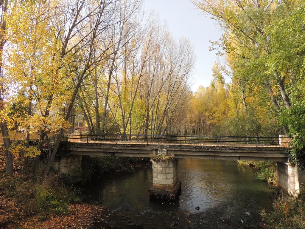 El Rincon De Las Hoces Del Duraton Burgomillodo Exterior foto